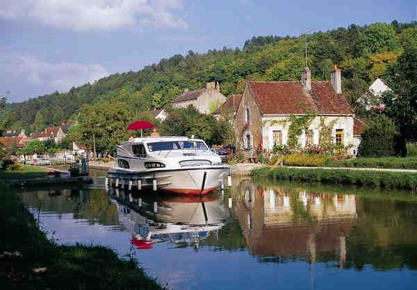 hausbootferien, nivernais, loire